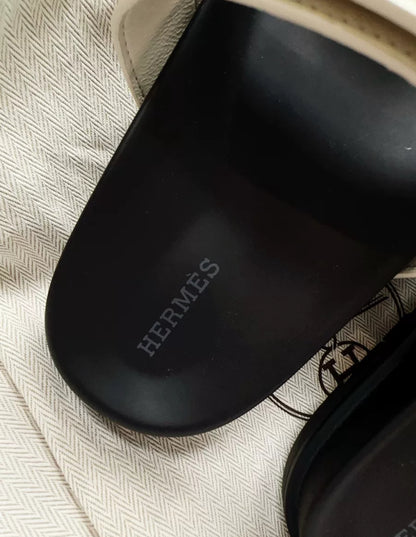 Hermès Chypre Sandals Crocodile Palladium Hardware