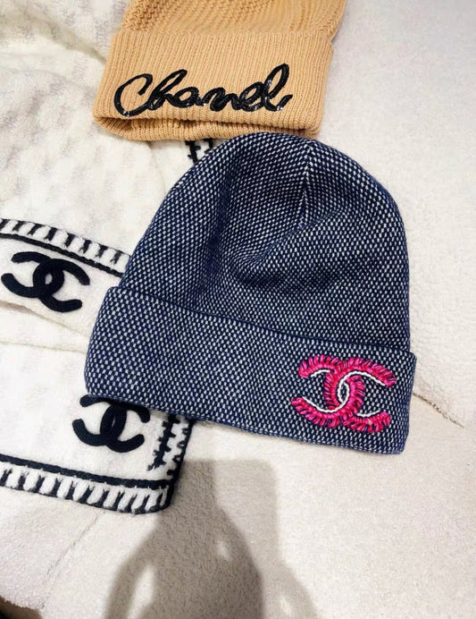 Chanel 20A Cashmere Beanie