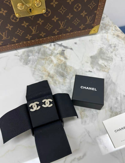 Chanel Gold Double C With Rhinestone earrings 2023