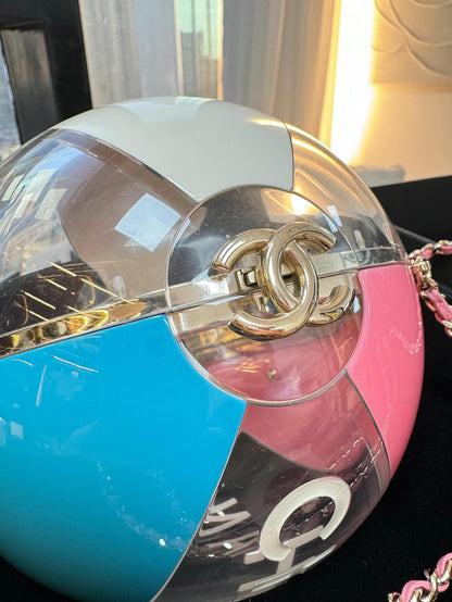 Rare Chanel 2019 Runway White Blue Pink Clear Round Beach Ball Evening Shoulder Bag very good condition full set with original box