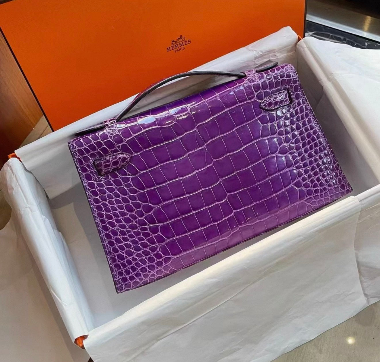 Hermes Kelly pochette Ultraviolet Shiny crocodile leather palladium hardware