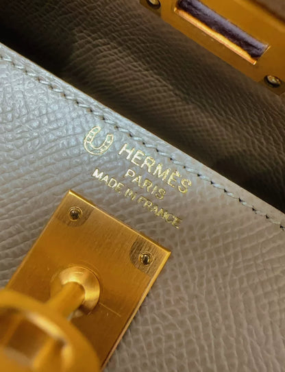 Hermès Special Order (HSS) Kelly Sellier 25 Trench and Gold Epsom Brushed Gold Hardware