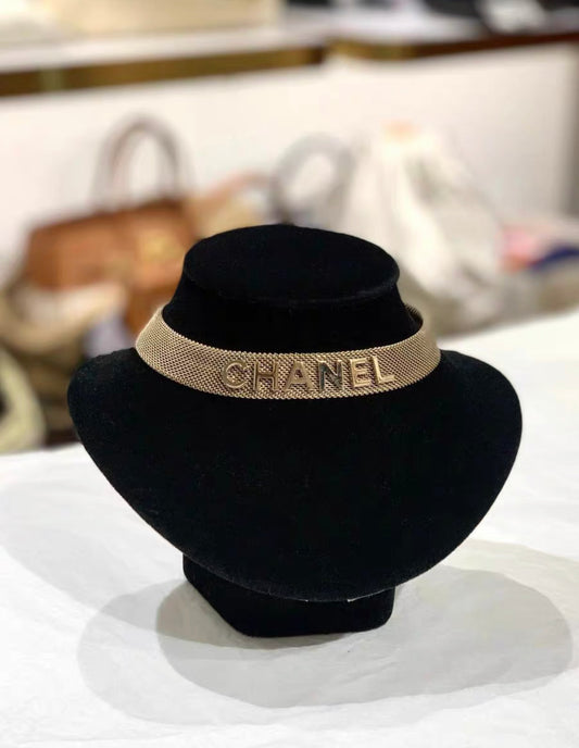 Chanel 17A metal chain choker necklace