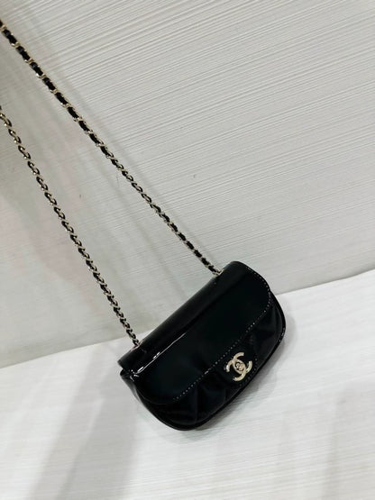 Chanel 25P black patent leather chain mini shoulder bag