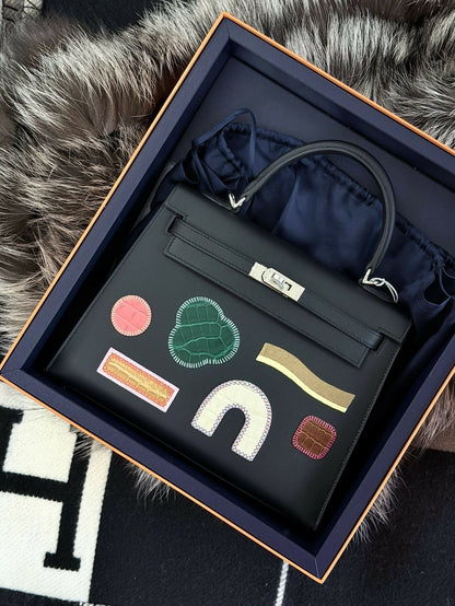 Hermès Kelly 25 Embroidered Matte with Palladium Hardware