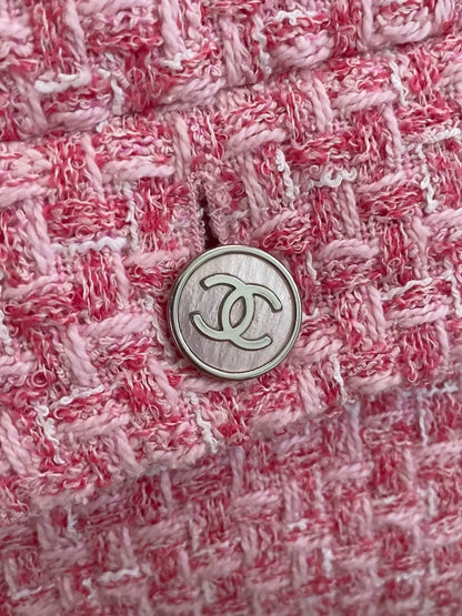 Chanel 23S Pink tweed Jacket with Pockets