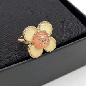If you're interested in the Chanel Seoul Flower Ring,