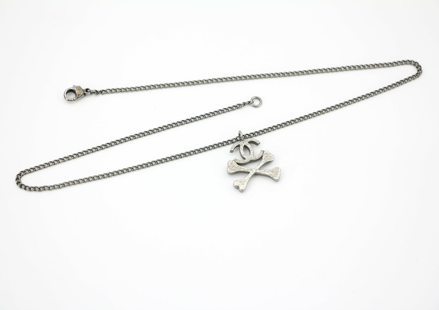 Chanel Vintage 03A Enamel Black Skull Grey CC Necklace