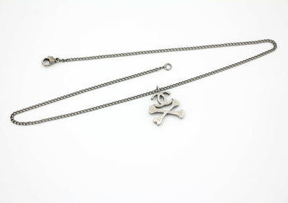 Chanel Vintage 03A Enamel Black Skull Grey CC Necklace