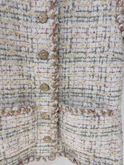 Chanel 25A beige tweed vest