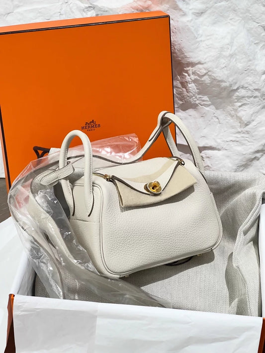 Hermes Mini Lindy craie TC Leather Gold Hardware