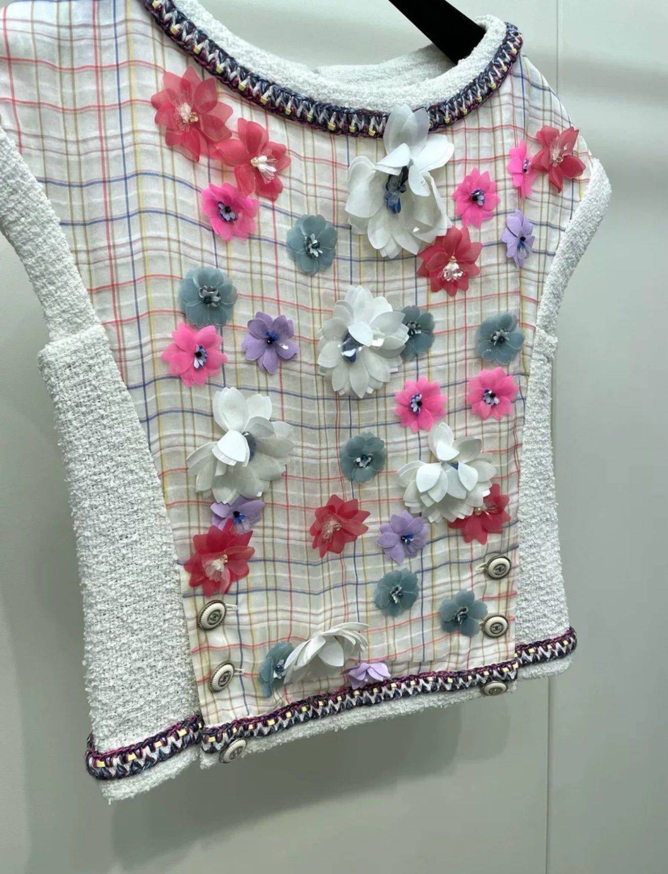 Chanel flower top