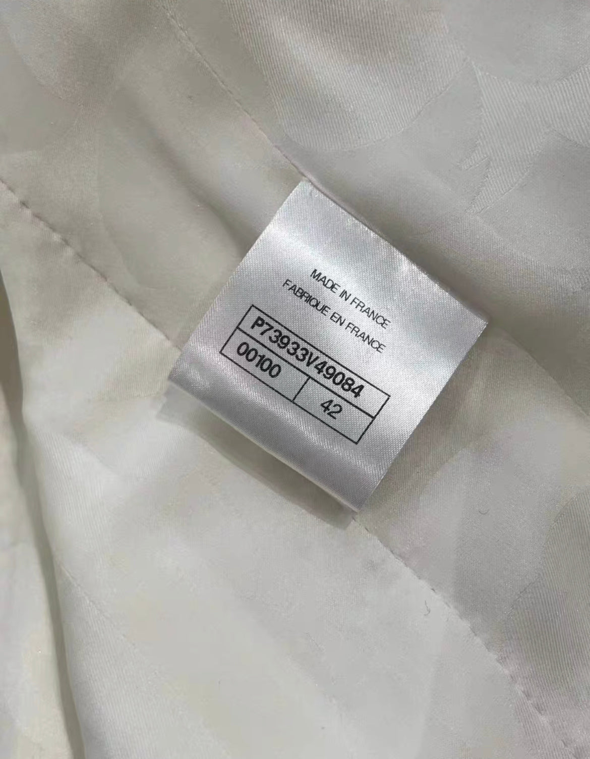 Chanel 23C white wool jacket size 42