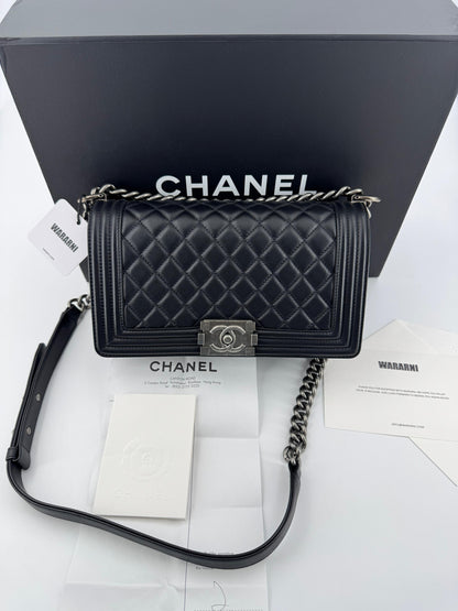 Chanel Boy black leather bag silver hardware