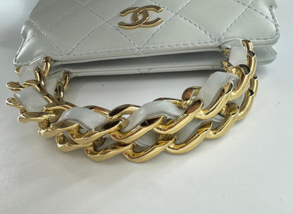 chanel vintage kelly gold handle hardware