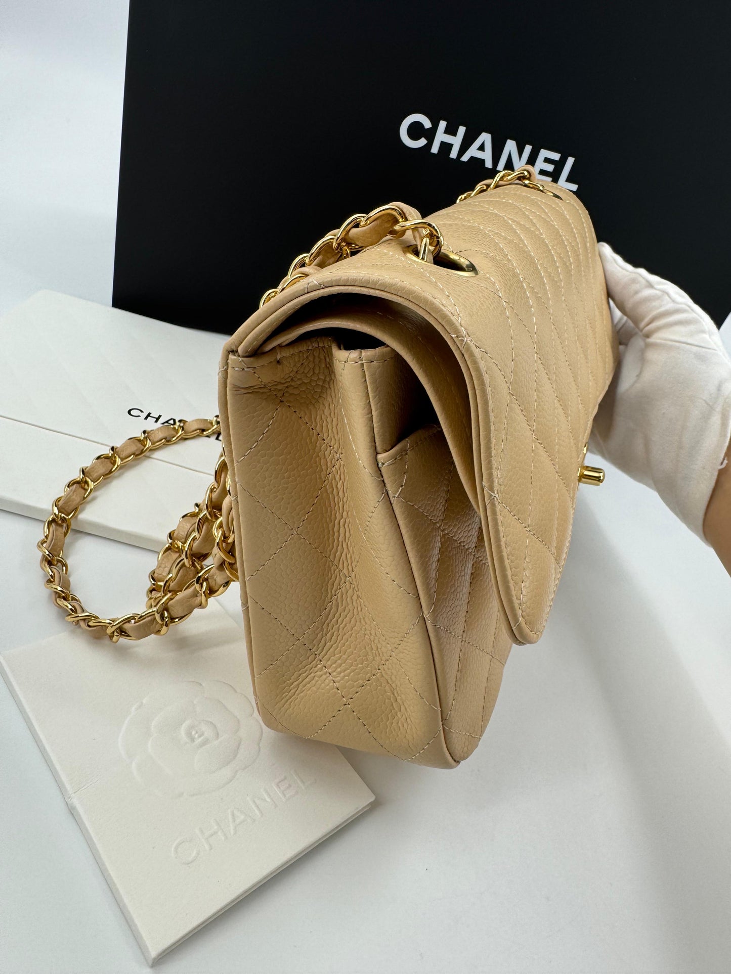 Chanel 25 Medium CF flap  beige Caviar leather