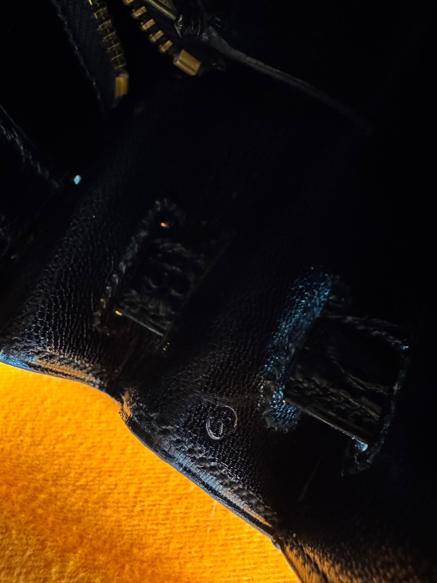 Hermes kelly 28 black shiny crocodile leather Gold hardware