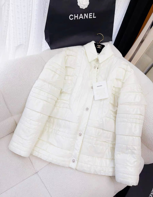 Chanel 19k Silk white jacket size 36