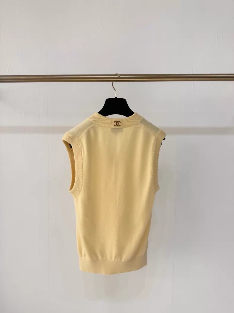 Chanel 26S Yellow Cashmere V-neck Double C Knit Vest Top