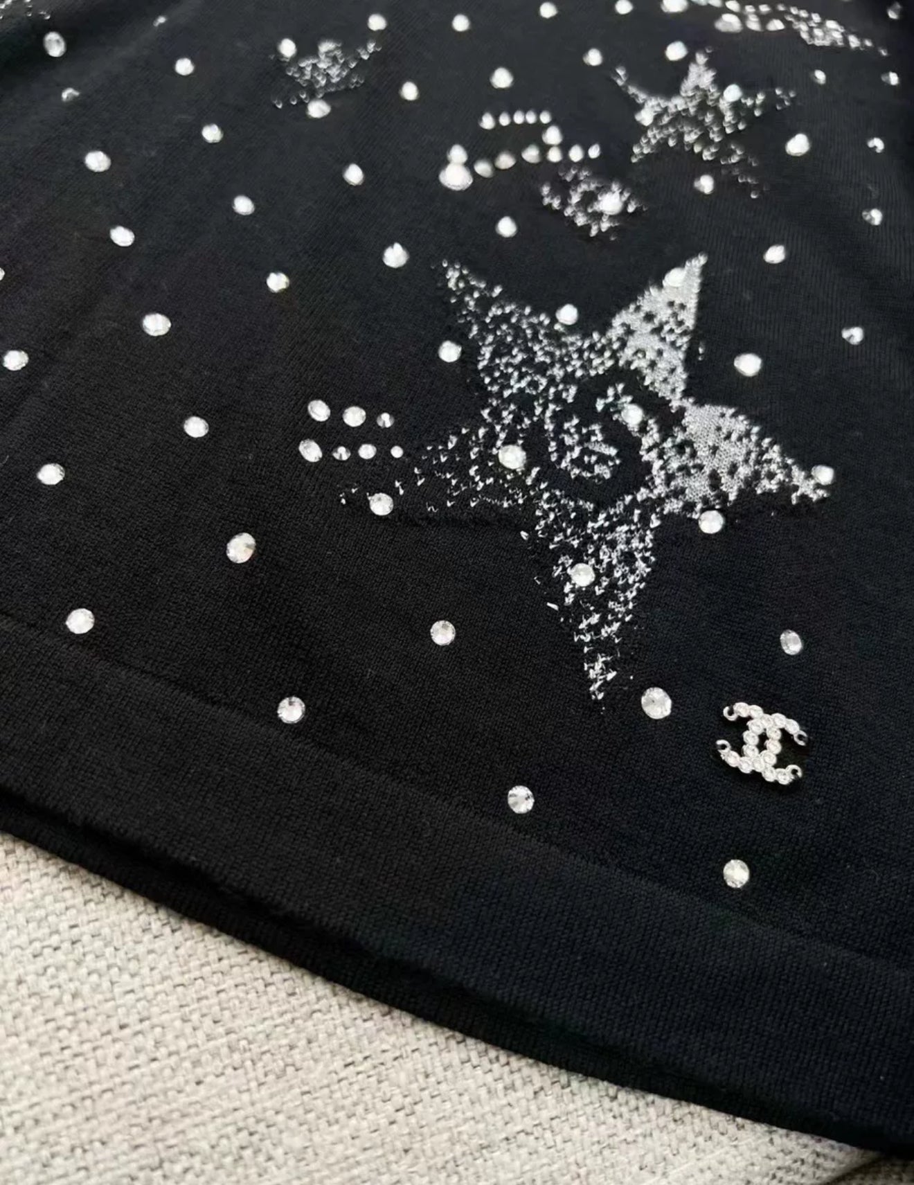 Chanel 23N black top