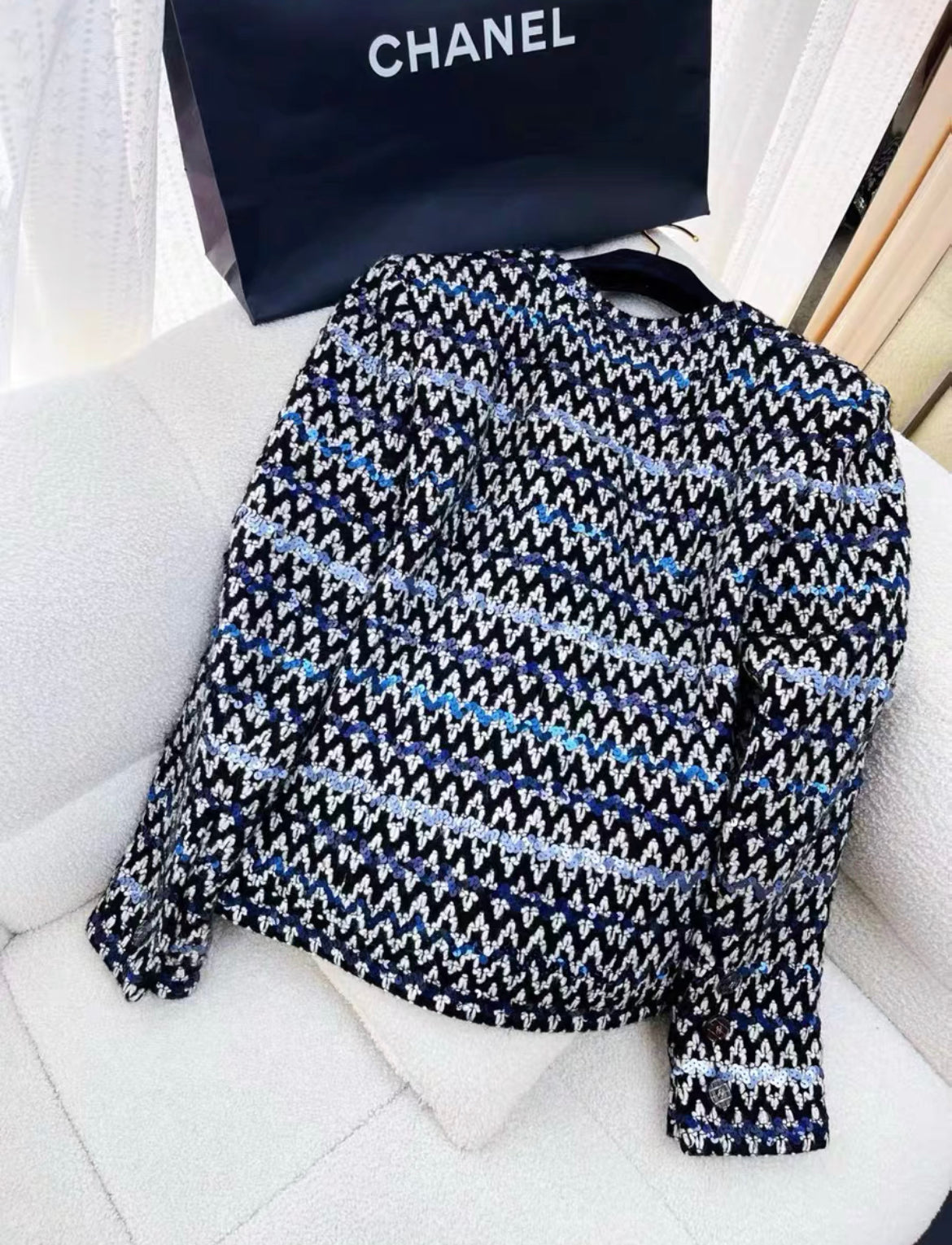 Chanel 21K black, white navy blue and silver sequin tweed jacket
