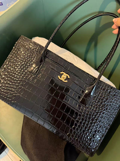 Chanel 26S Black shopping bag  Crocodile embossed calfskin leather with gold hardware