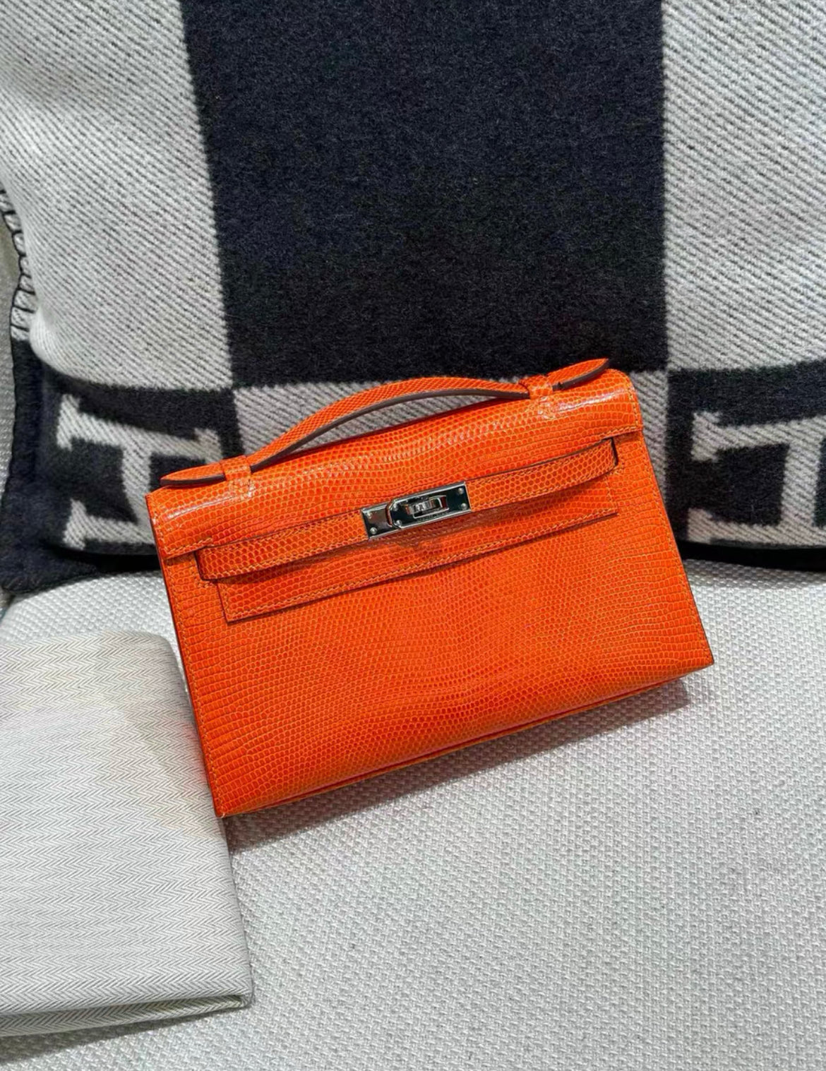 HERMES Mini Kelly Pochette Orange Lizard Leather Palladium Hardware