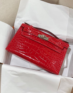 Hermes Kelly Pochette Rouge de Coeur Shiny Alligator Palladium hardware