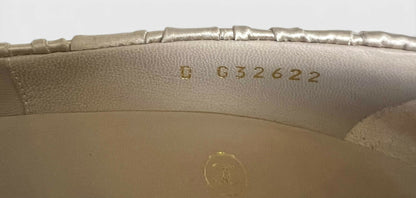 Chanel 17A Pearl Champaign Beige Rutched Satin Silk CC Pump Heels EU 37