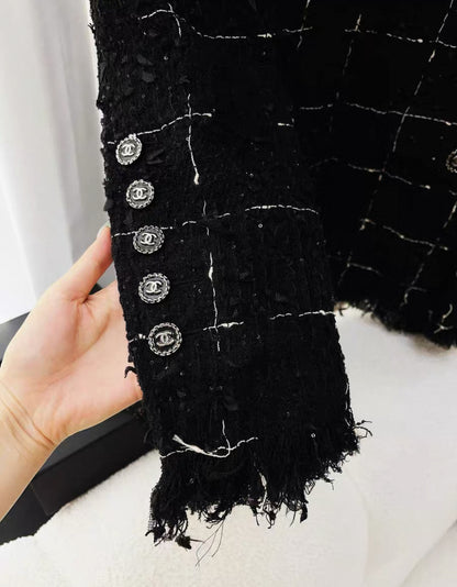 Chanel 22C black tweed jacket - size 36