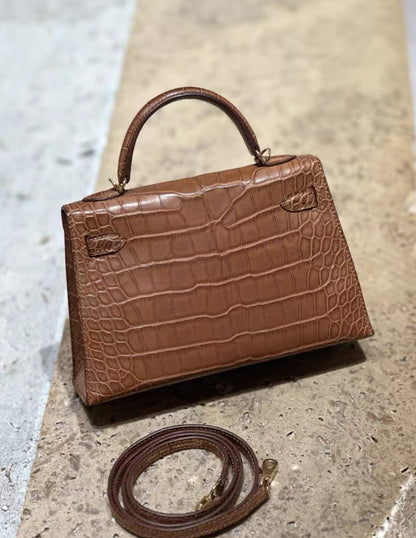 Hermès Mini Kelly Gold Matte Alligator Leather Gold Hardware