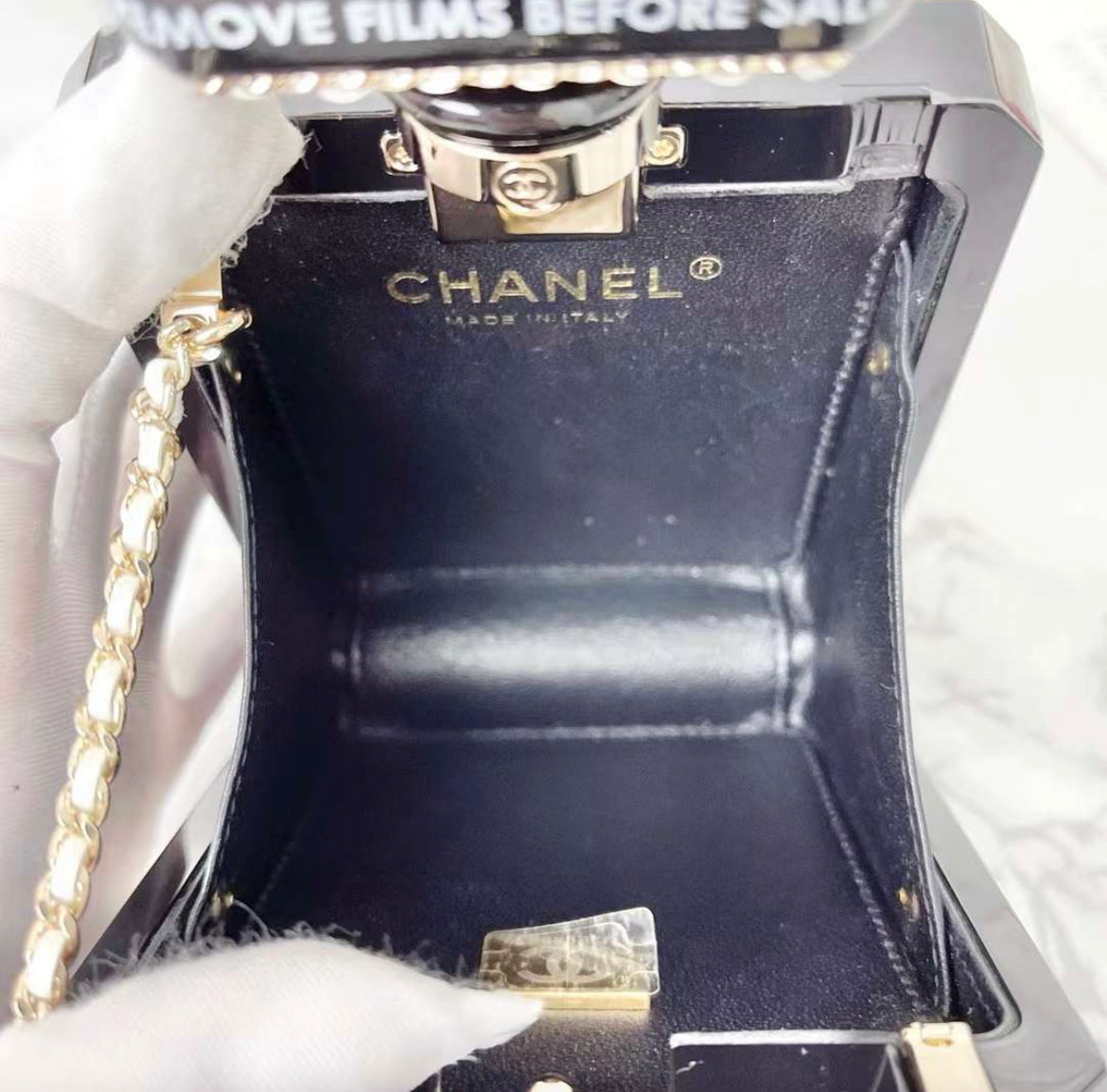 Chanel 22S limited edition White Quilted Leather Perfume Bottle Minaudiere Gold Hardware