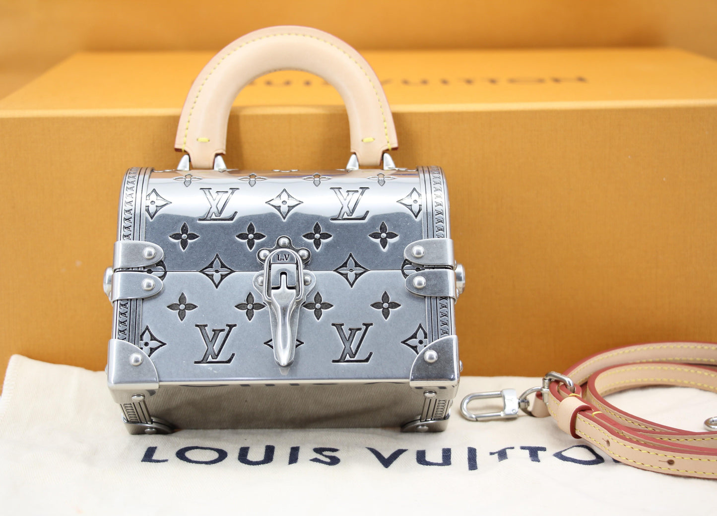 Louis Vuitton 2022 Metal Silver Monogram Mini Treasure Trunk