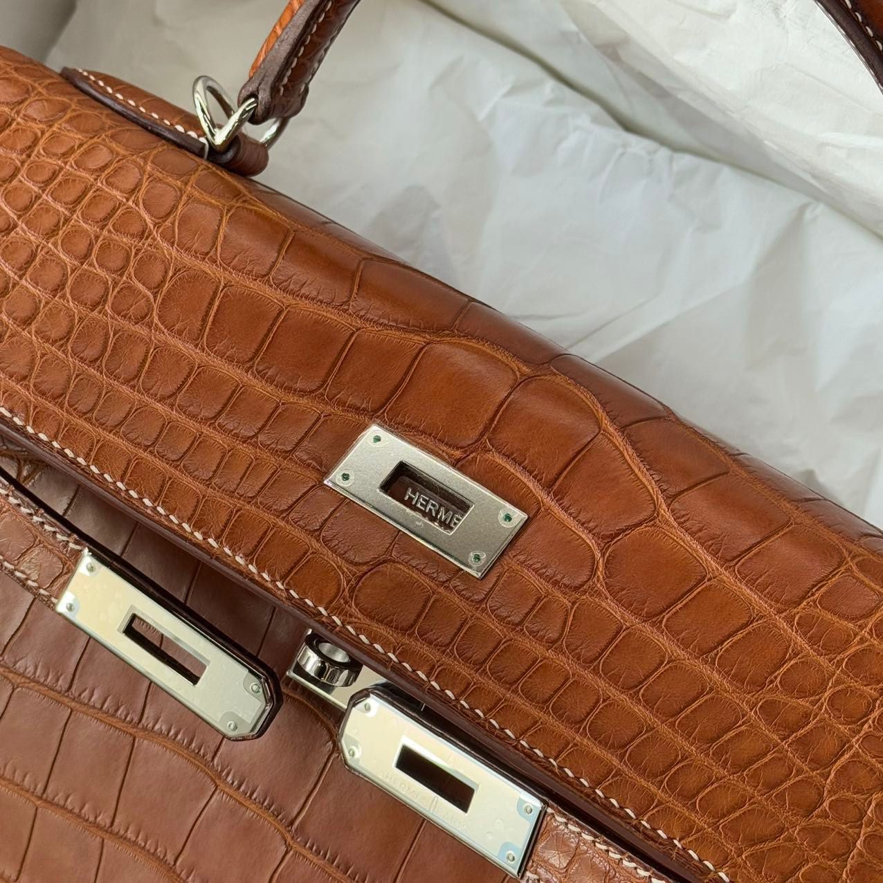 Hermes Kelly 32 Matte Crocodile Fauve Barenia Leather palladium hardware