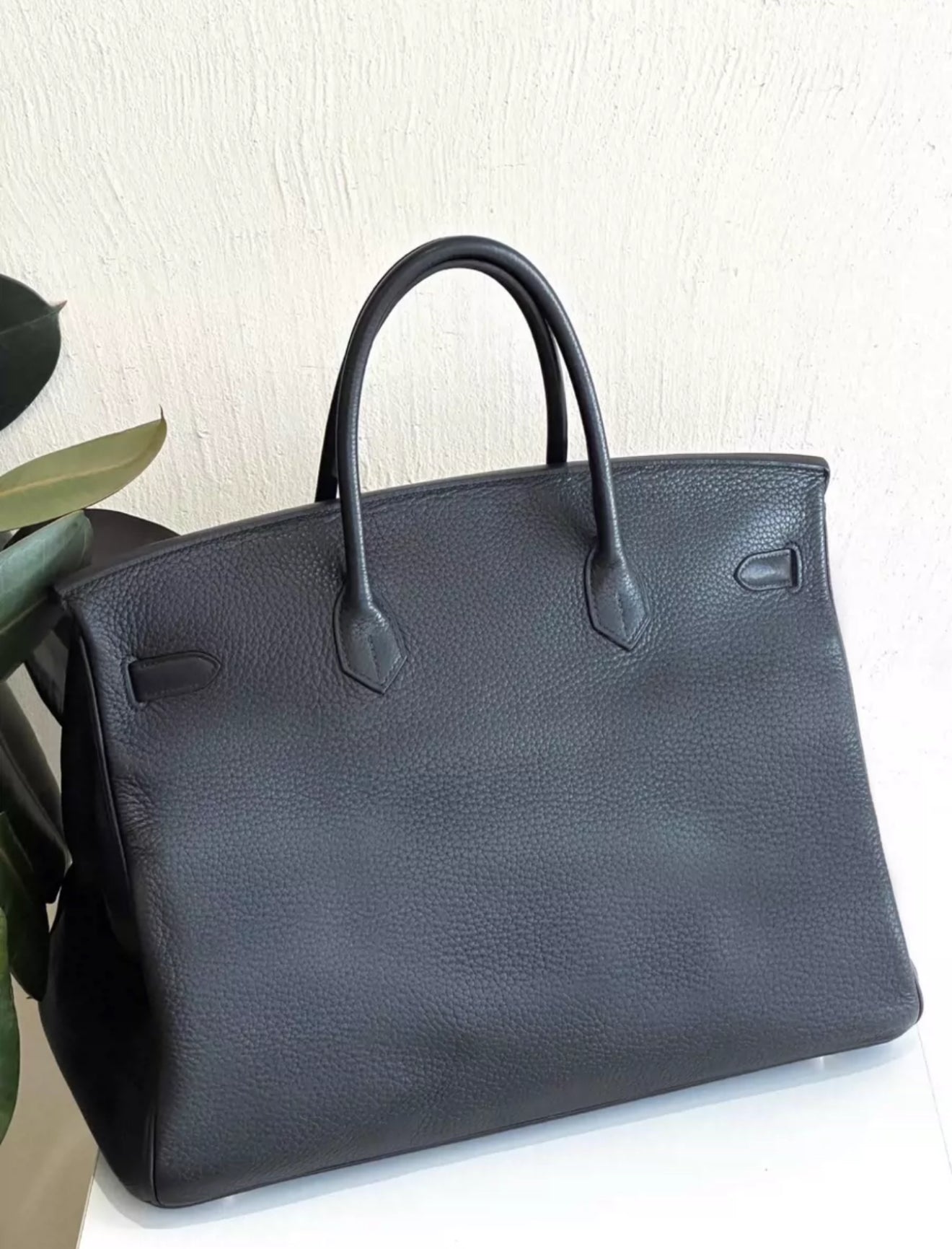 Hermès Birkin 40 Black Togo Leather Gold Hardware