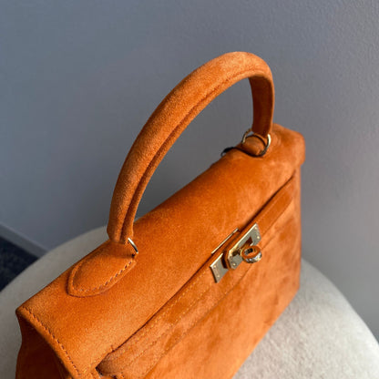 Hermès Kelly 25 Orange Doblis suede leather gold diamond hardware (Extremely rare)