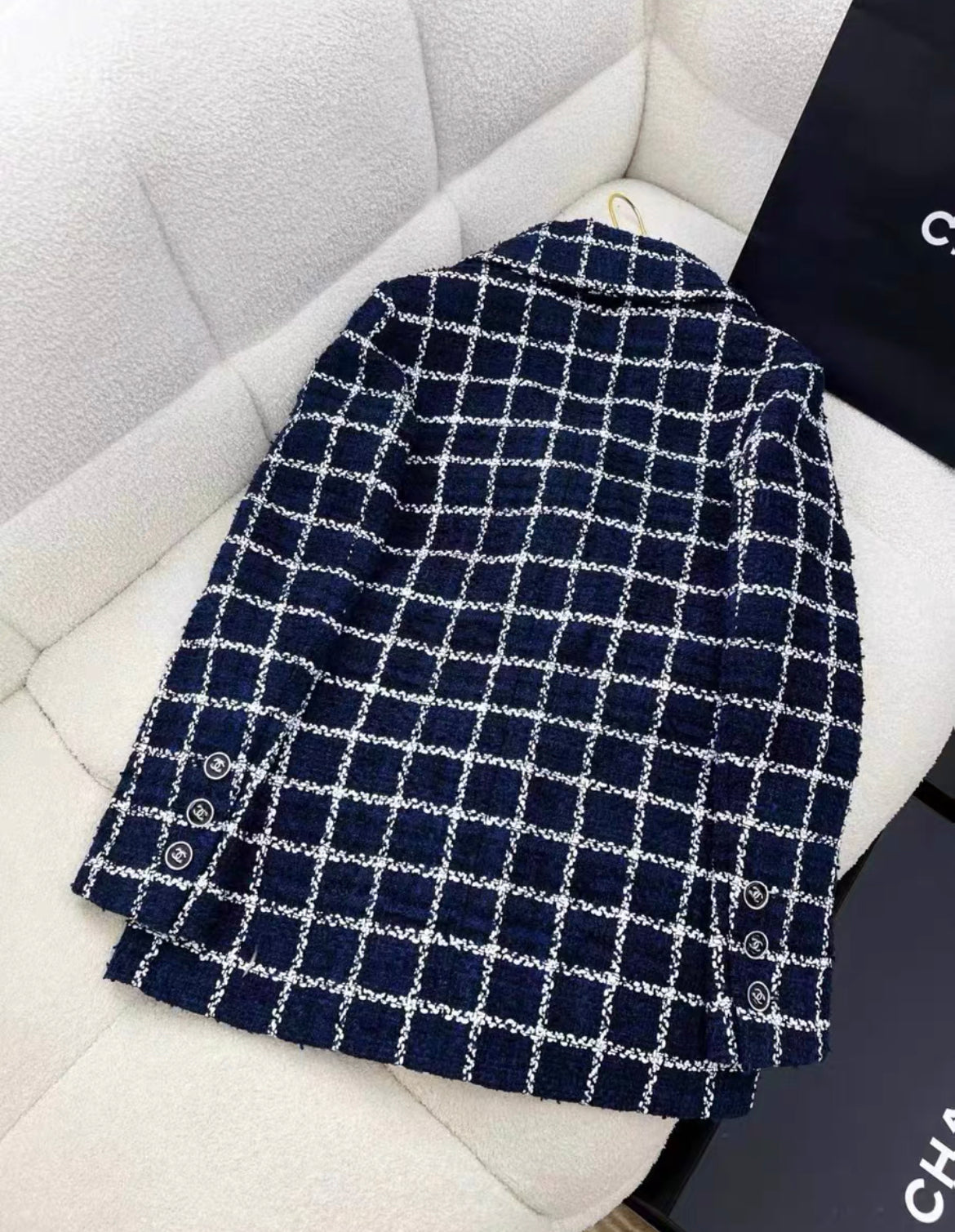 Chanel 24P Blue and White Tweed Jacket size 36