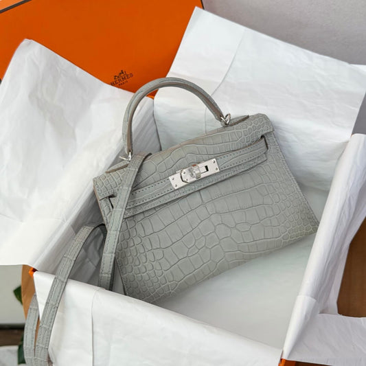 Hermes Mini Kelly 20 Gris Perle Matte Alligator Palladium hardware