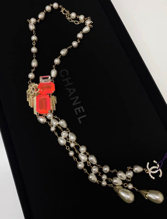 Chanel 21ss Pink Crystal & Pearl long Chain