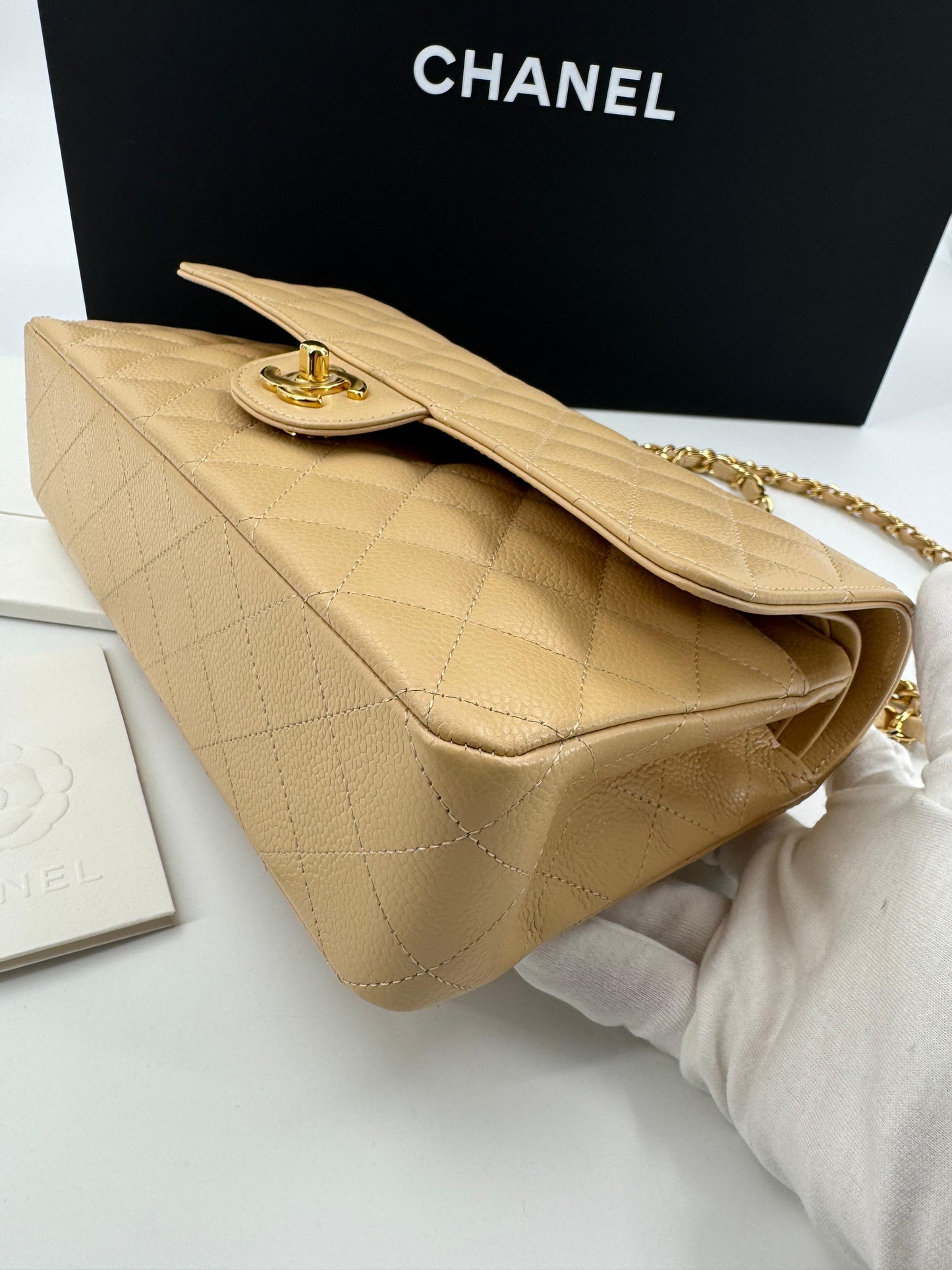Chanel 25 Medium CF flap  beige Caviar leather
