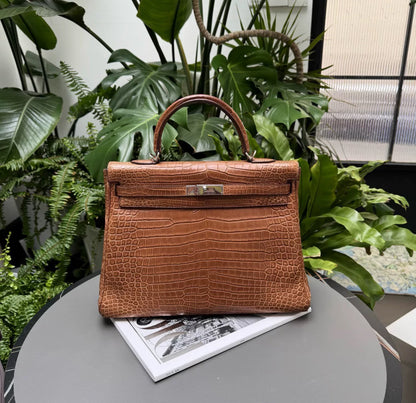 Hermès Kelly 35 Gold Matte Crocodile Palladium Hardware