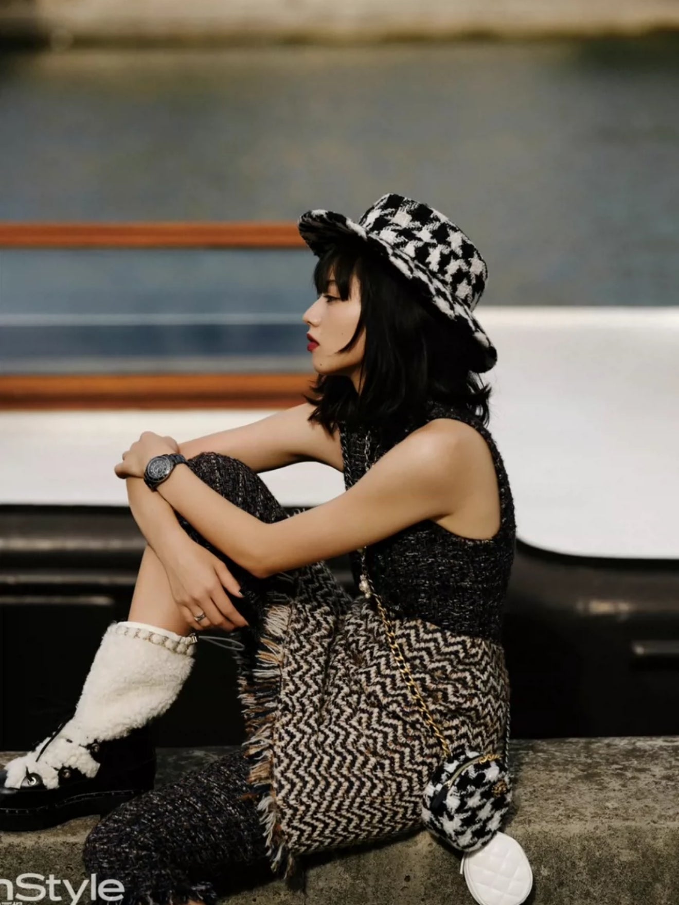 Chanel 19k Black 
Ecru Wool Tweed Fedora Hat