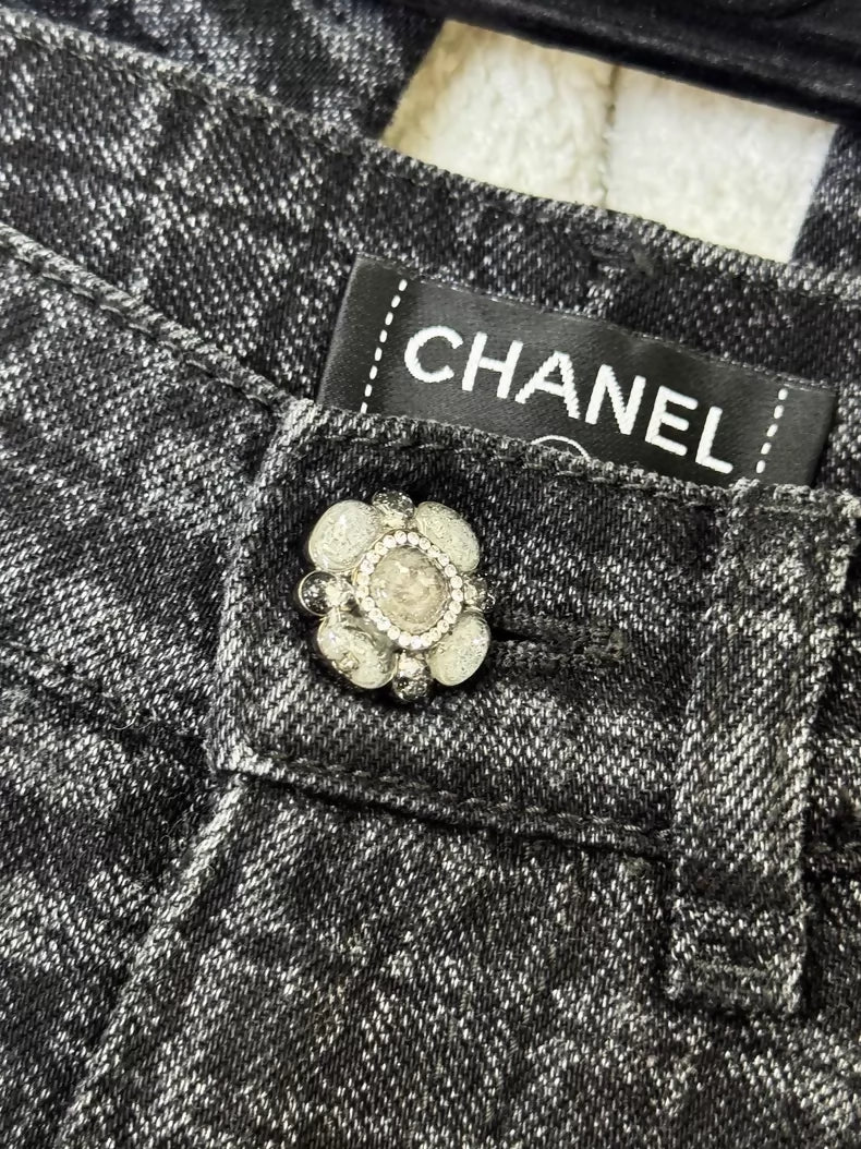 Chanel 24A black/grey distressed straight-leg jeans