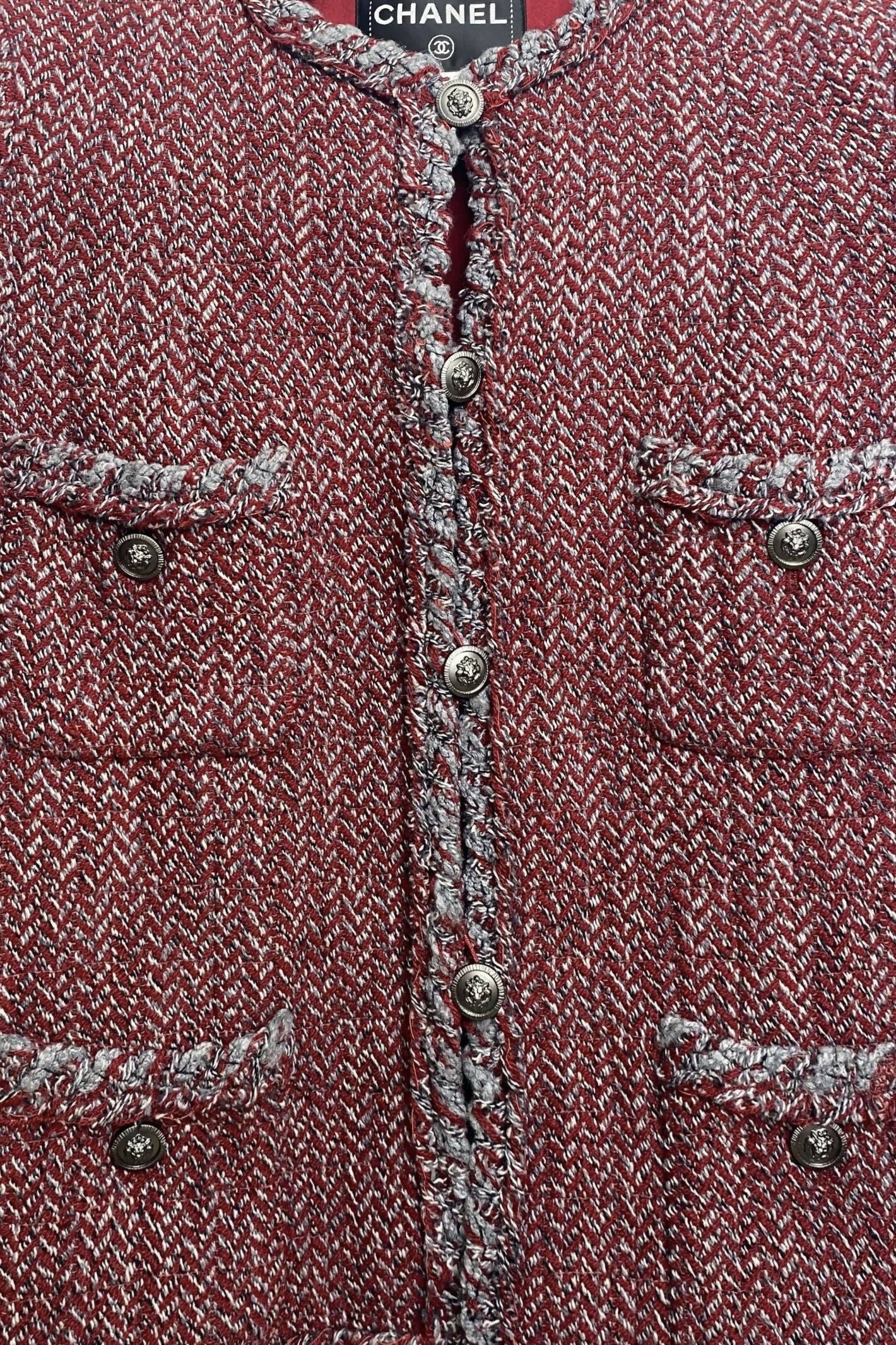 CHANEL 08A BURGUNDY GREY BRAIDED TRIM TWEED JACKET BLAZER FR 38