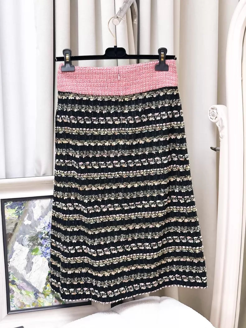 Chanel 22A pink tweed skirt