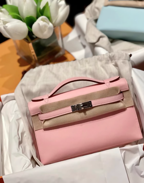 Hermes Kelly Pochette Sakura Pink Swift Leather Palladium hardware