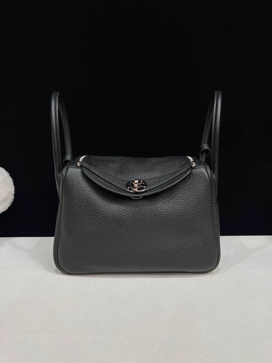 Hermes Lindy 26 Black Togo Leather Palladium Hardware