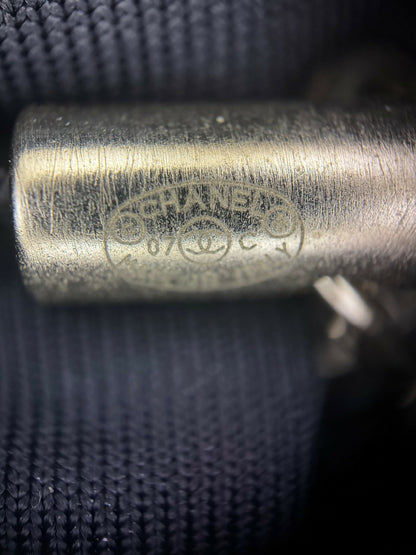 Chanel Vintage 07C Imitation Pearl Black Train Charm