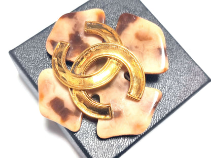 Chanel Vintage 94P Tortoiseshell Four-Leaf Clover Coco Mark Brooch
