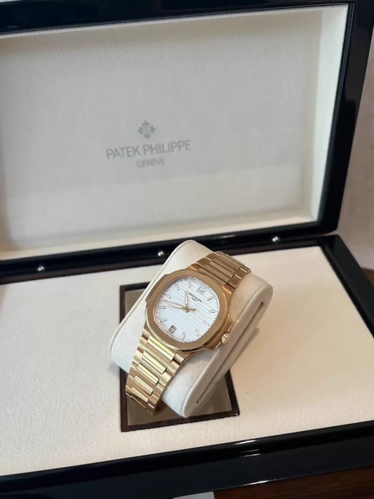 Patek Philippe PP7118/1R-001 Rose Gold Nautilus Automatic Mechanical White Dial